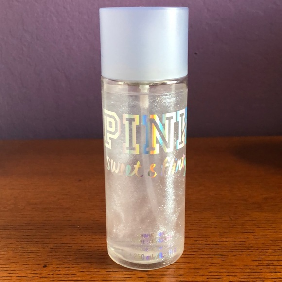 PINK Victoria's Secret Other - 🧁🍭NWT PINK Sweet & Flirty Shimmer Mist RARE🍭🍬
